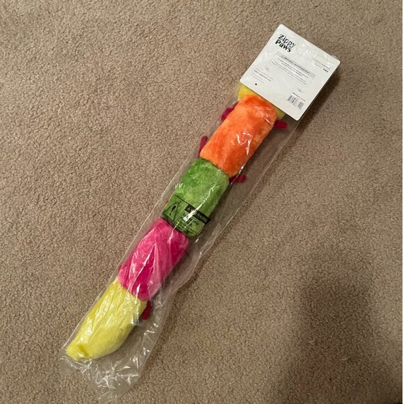 NWT ZippyPaws Squeaky Caterpillar Dog Toy- colorblock- Med/Large Dogs - Picture 4 of 7